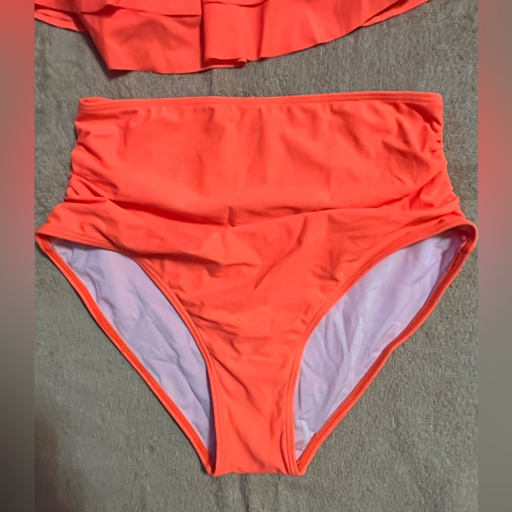 Vibrant Bikini Set - Picture 3 of 13